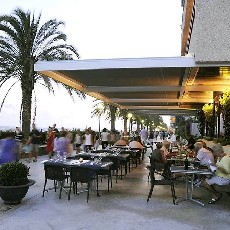 Akquaaa Boutique Hotel 4*