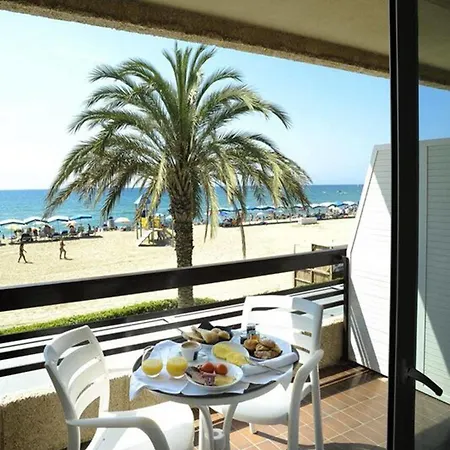 Akquaaa Boutique Hotel 4*