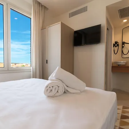 Akquaaa Boutique Hotel