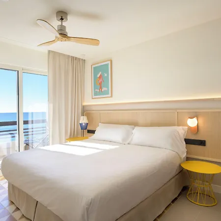 Akquaaa Boutique Hotel 4*
